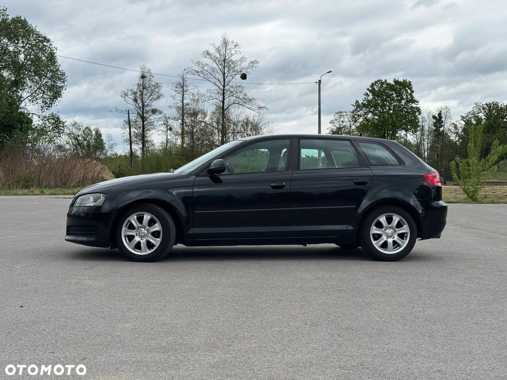 Audi A3 Sportback - 6