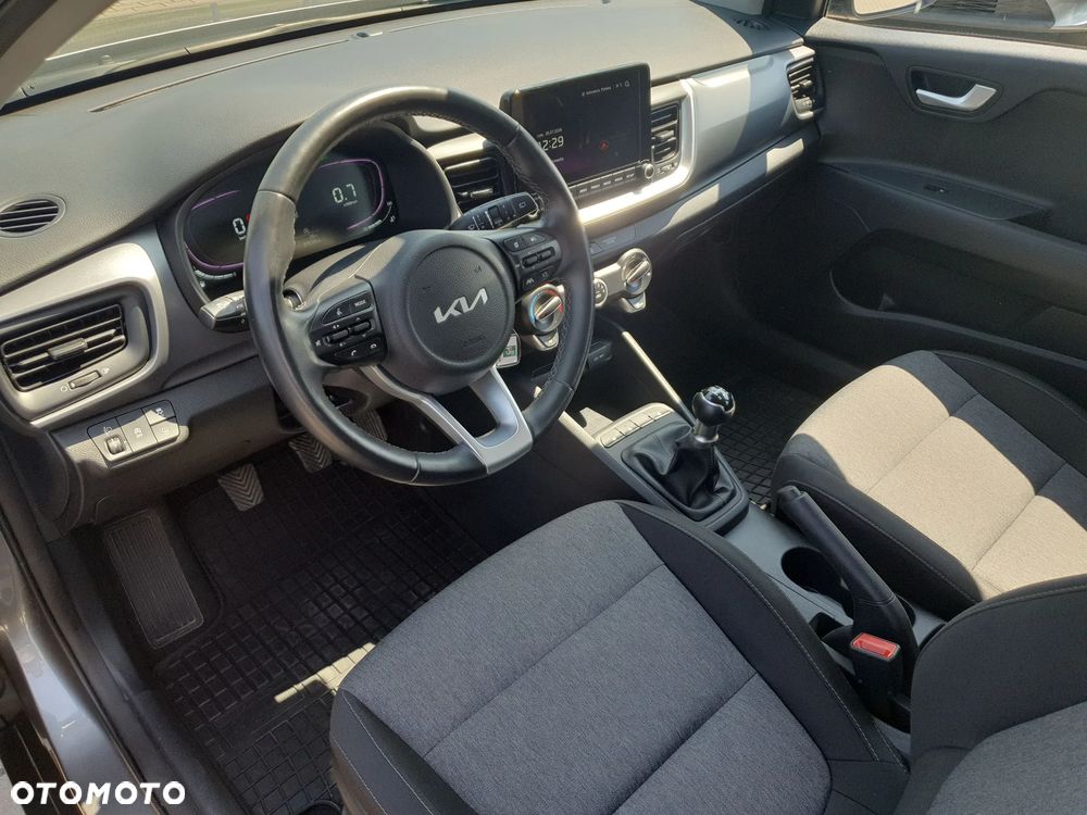 Kia Stonic 1.2 M - 10