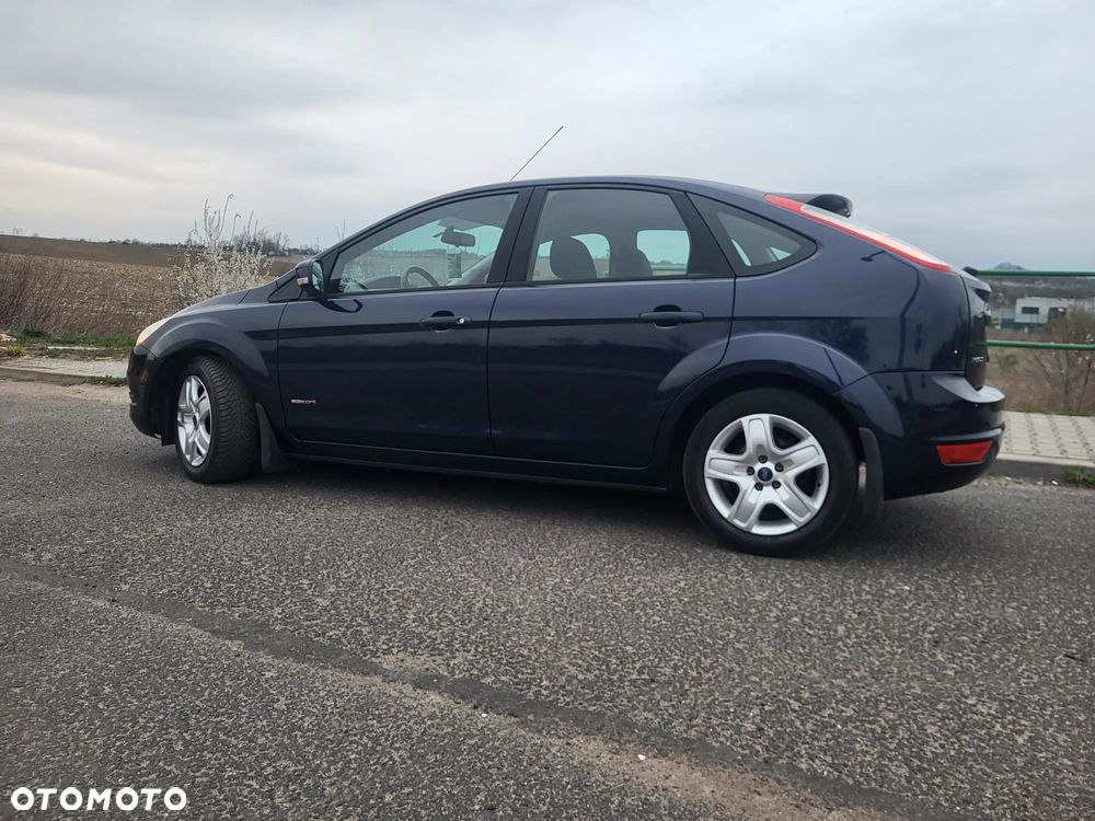 Ford Focus 1.4 16V Style - 37