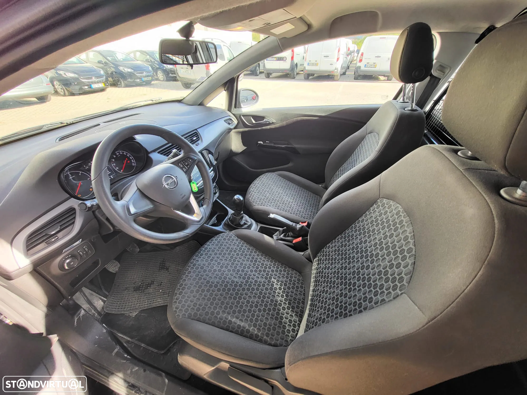 Opel Corsa 1.3CDTI Ecrã Central 2Lugares - 6