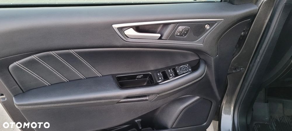 Ford Edge - 15