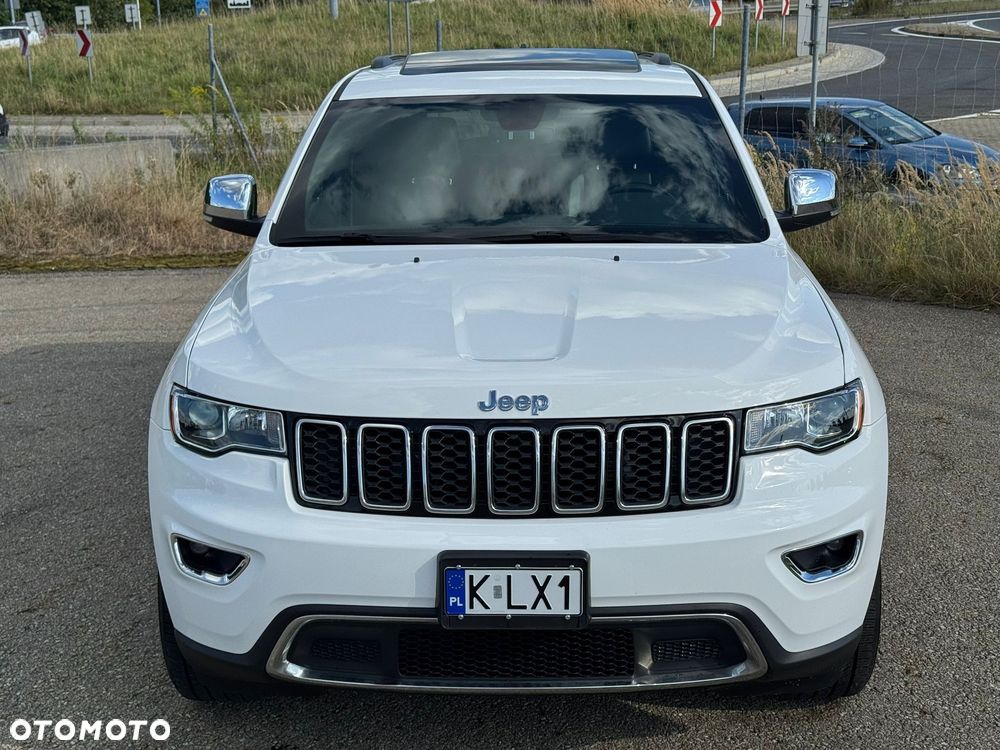 Jeep Grand Cherokee - 11