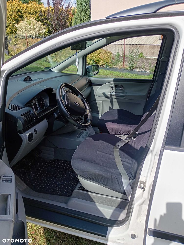 Ford Galaxy - 5