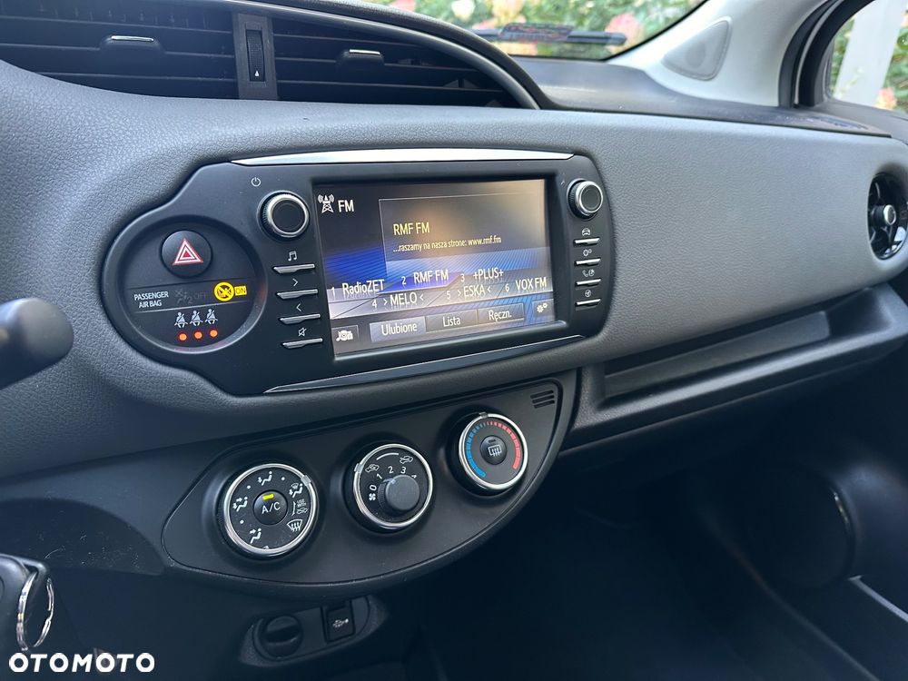 Toyota Yaris 1.5 Premium - 18