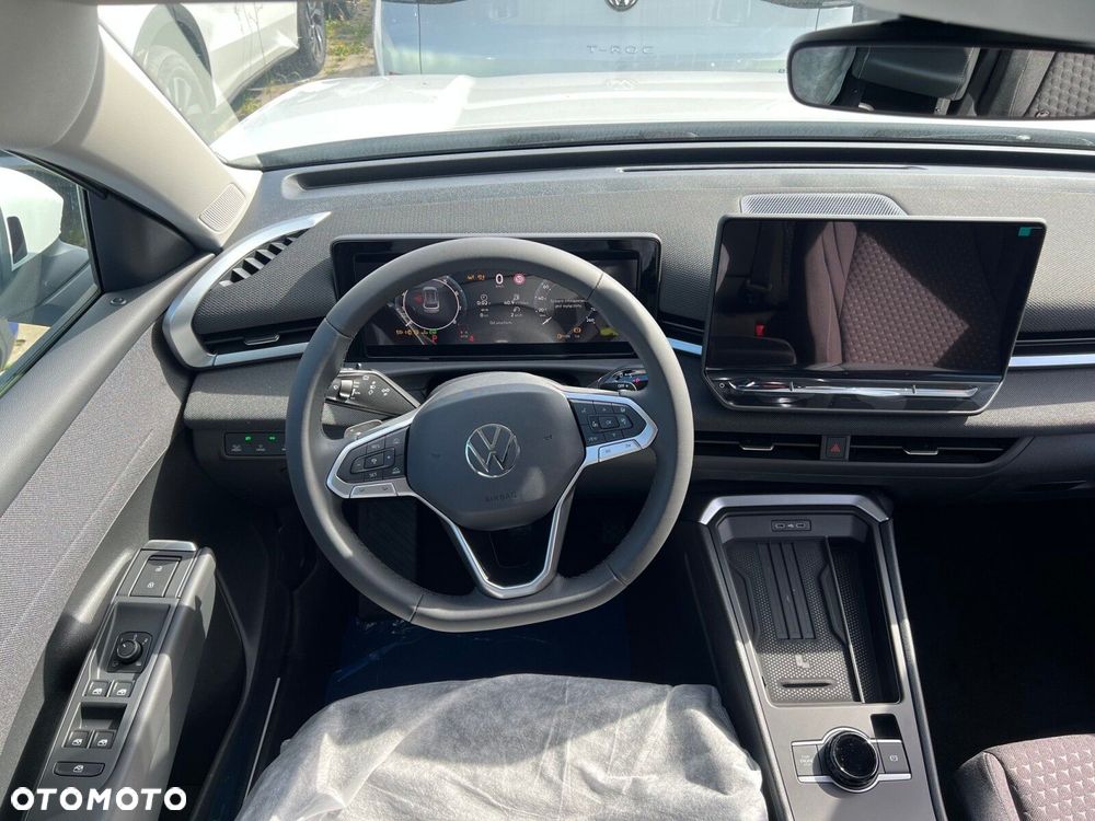 Volkswagen T-Roc 1.5 eTSI Life DSG - 8
