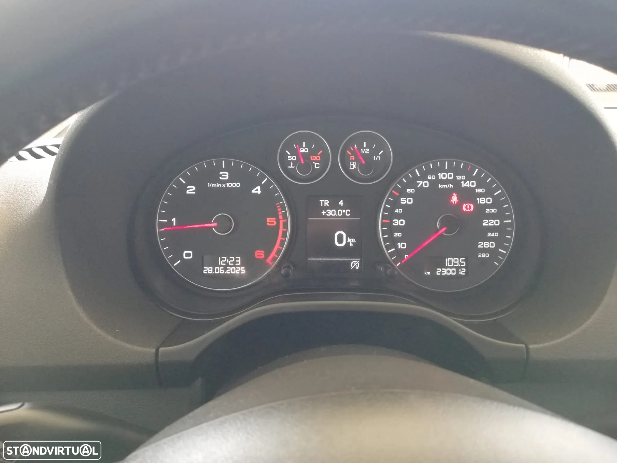 Audi A3 Sportback 1.6 TDI DPF Ambiente - 10
