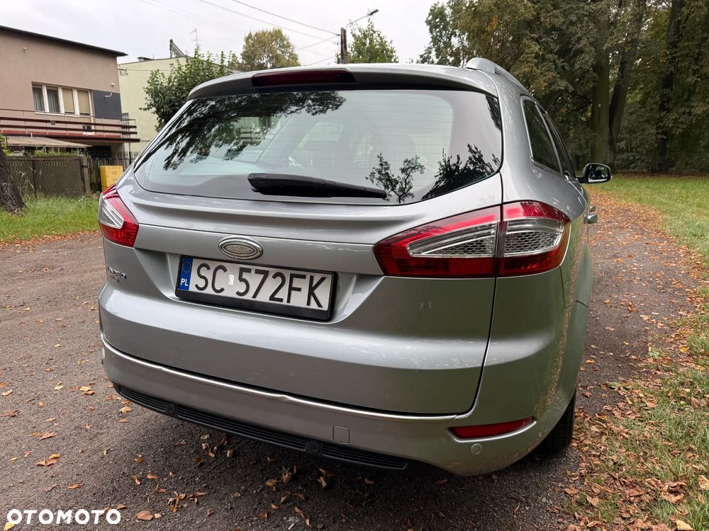 Ford Mondeo SW - 9