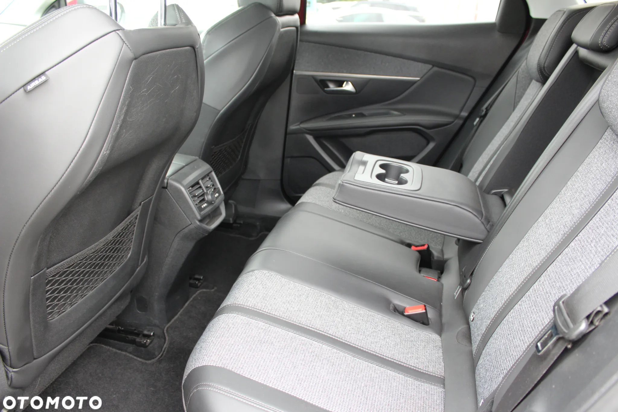 Peugeot 3008 BlueHDi 130 Stop & Start Allure - 10