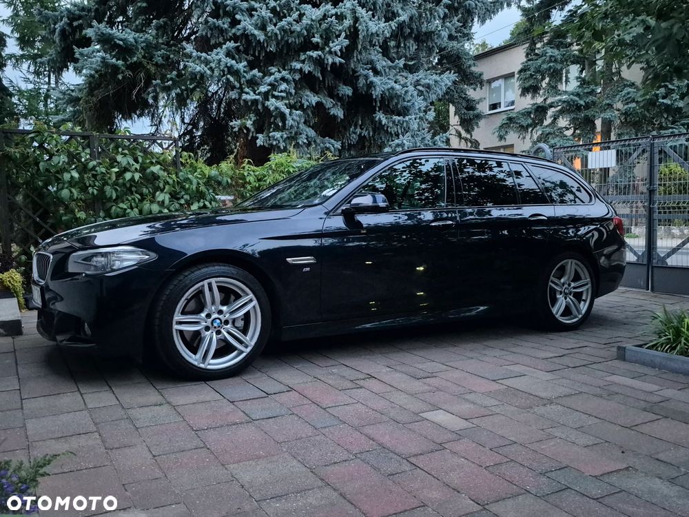 BMW Seria 5 525d xDrive Sport-Aut - 11