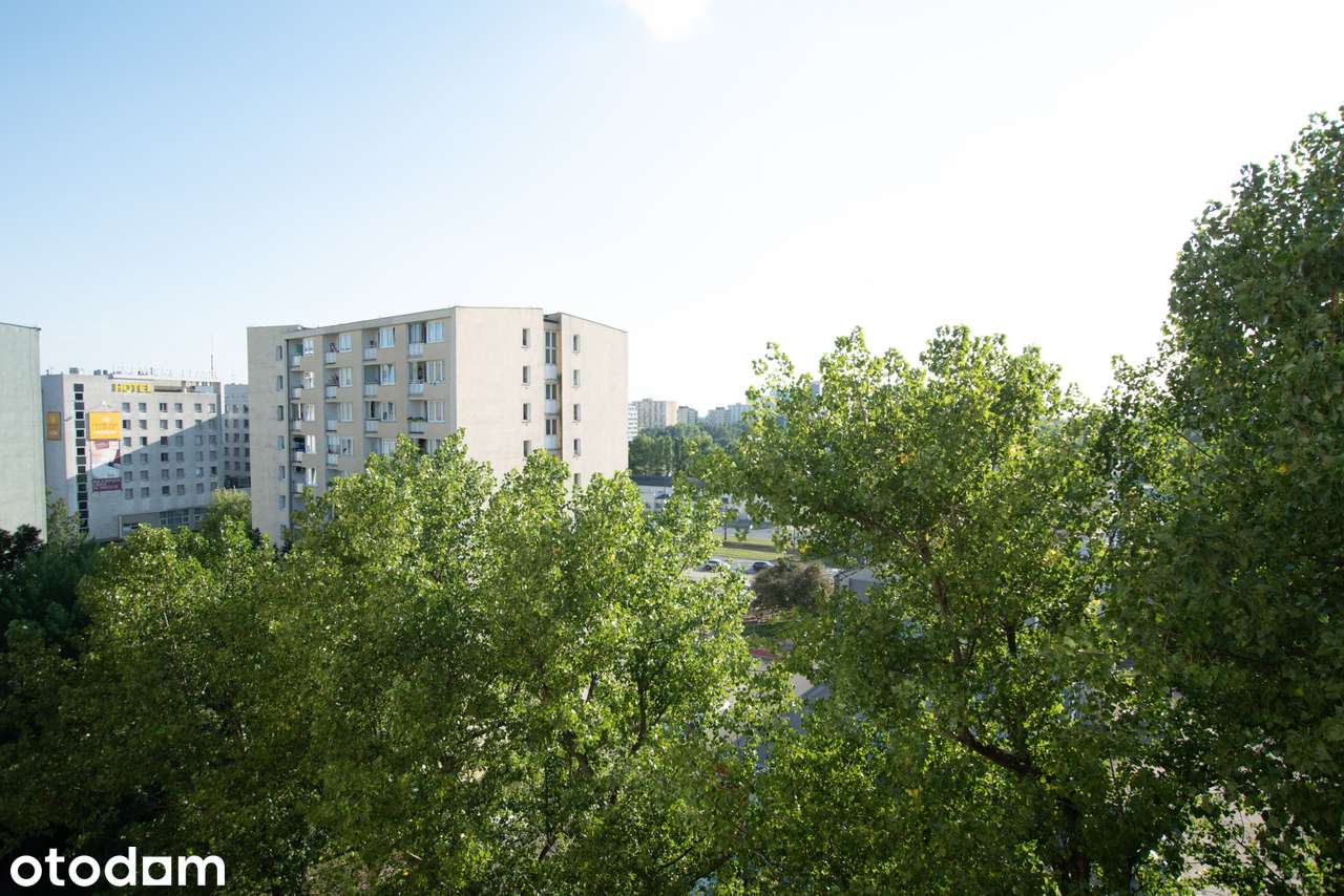 Przy metrze Rondo Daszyńskiego I 2 minuty do centrum I 2 oddzielne pok