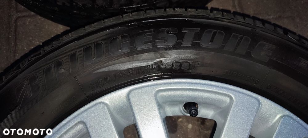 Koła Felgi Aluminiowe Oryg. Fiat Grande Punto 15 Cali 4x100 Et43 Bridgestone 185/65/15 2018r 5,8-7,0mm Bdb !! Starogard Gdański - 16