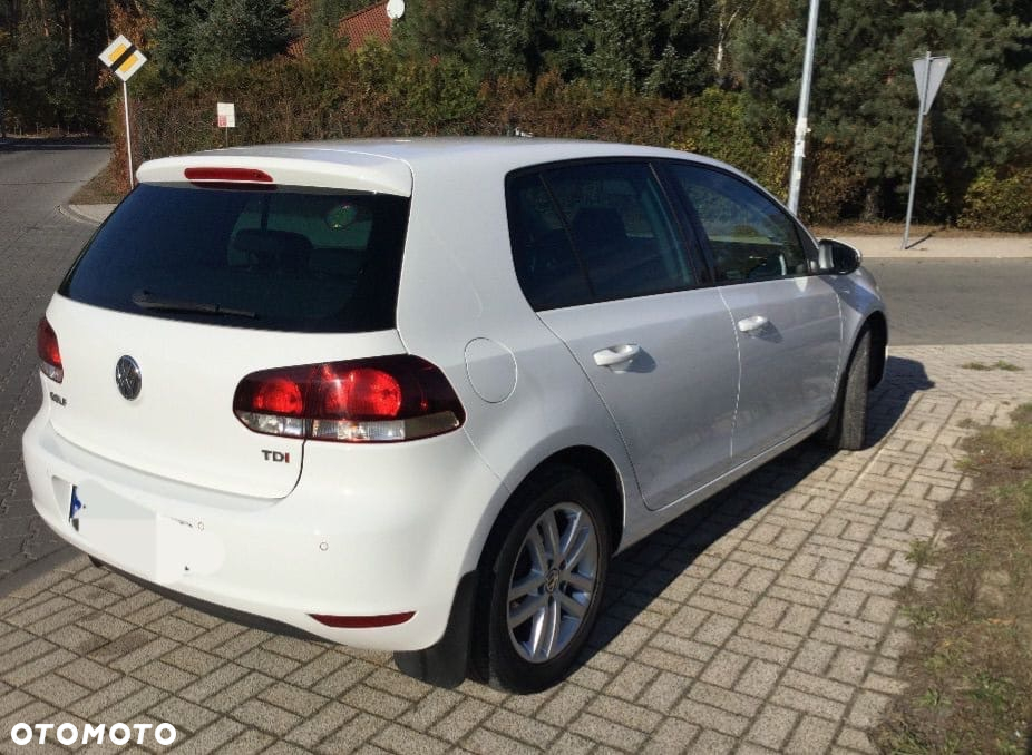 Volkswagen Golf VI 1.6 TDI Highline - 2