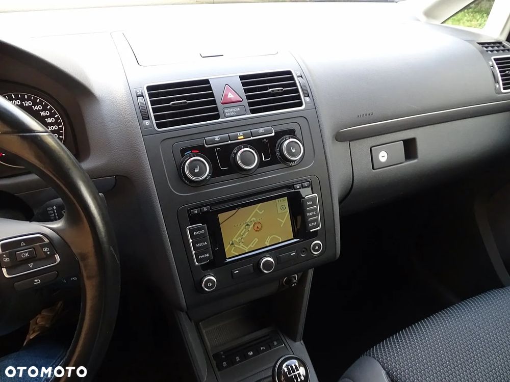 Volkswagen Touran 1.6 TDI DPF BlueMotion Technology Comfortline - 15
