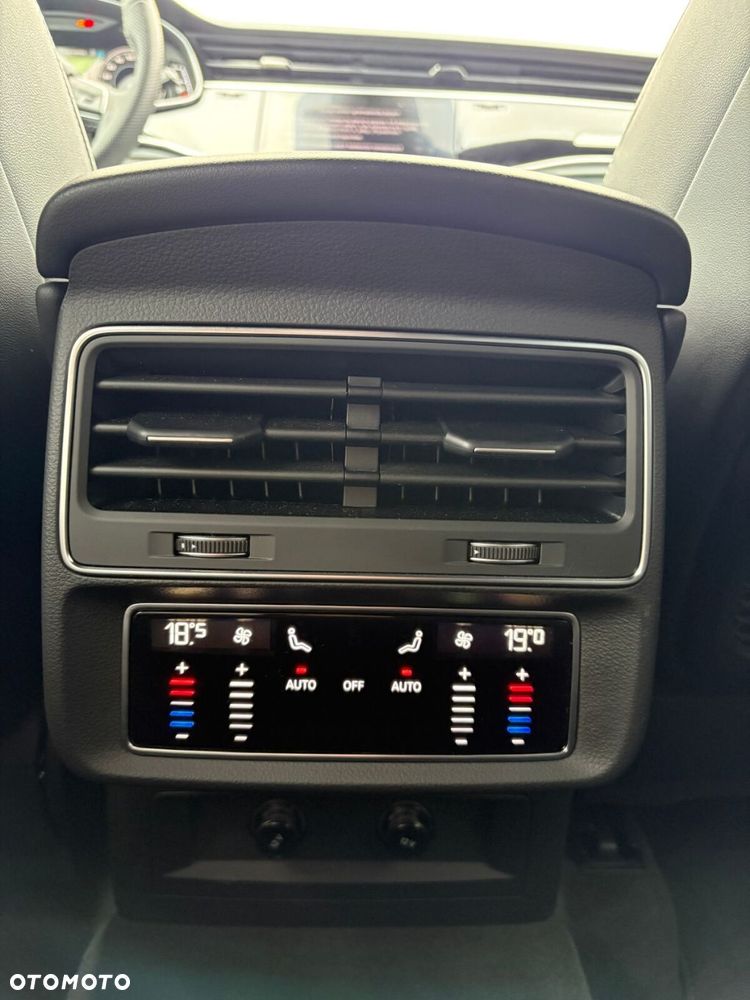 Audi Q7 - 32