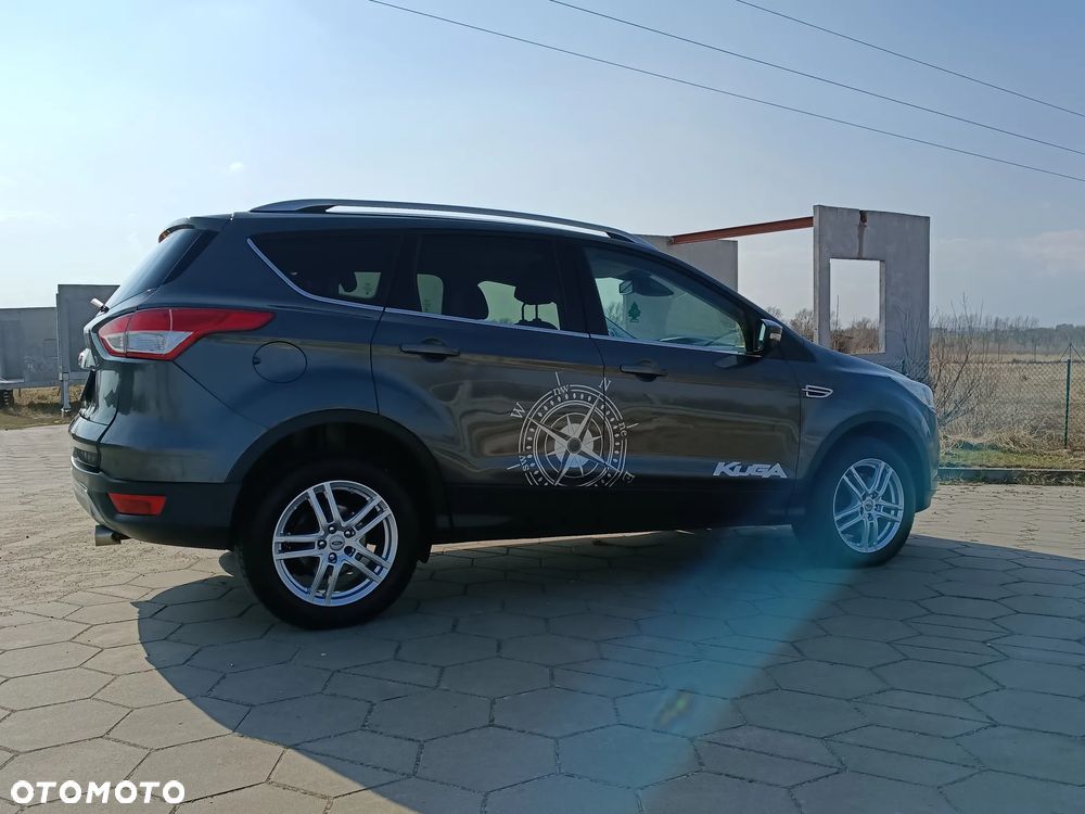 Ford Kuga 2.0 TDCi 4x4 Titanium - 27