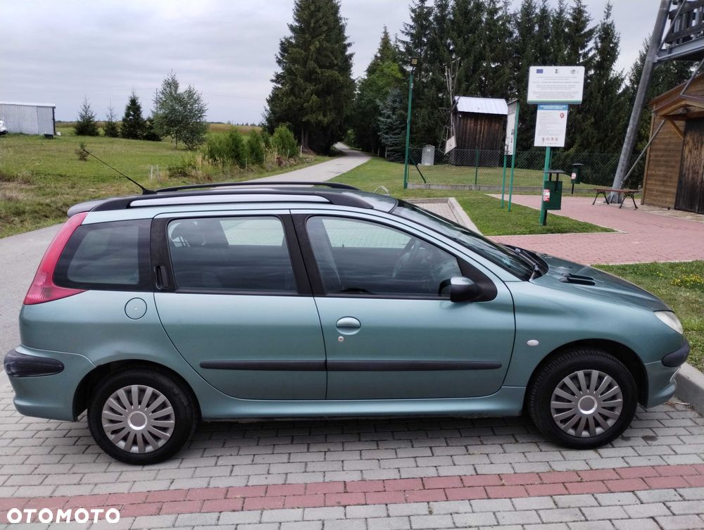 Peugeot 206 - 4