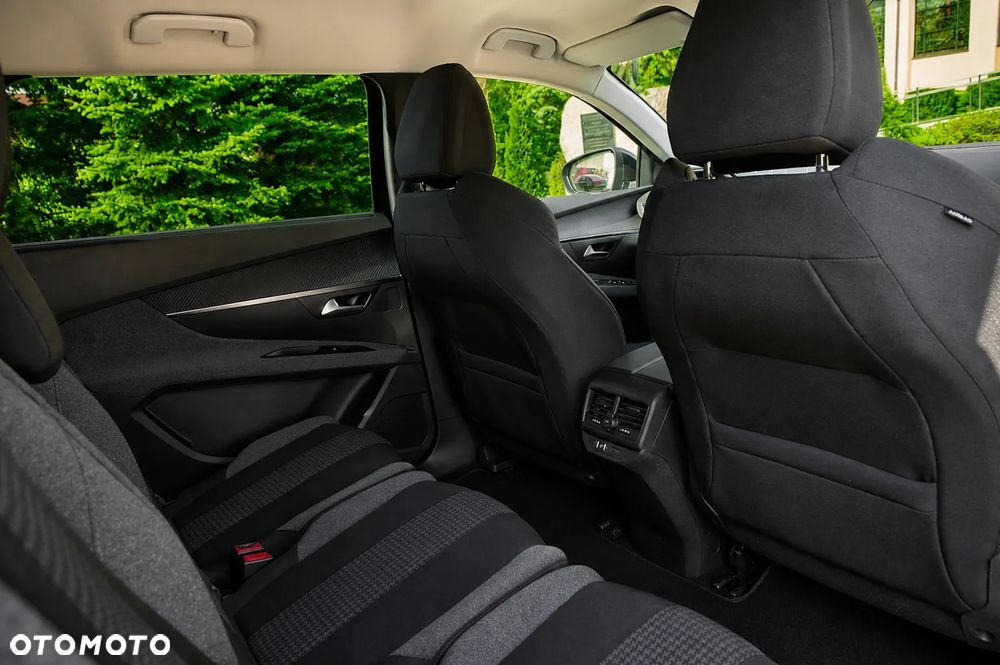 Peugeot 5008 BlueHDi 130 EAT8 Active - 31