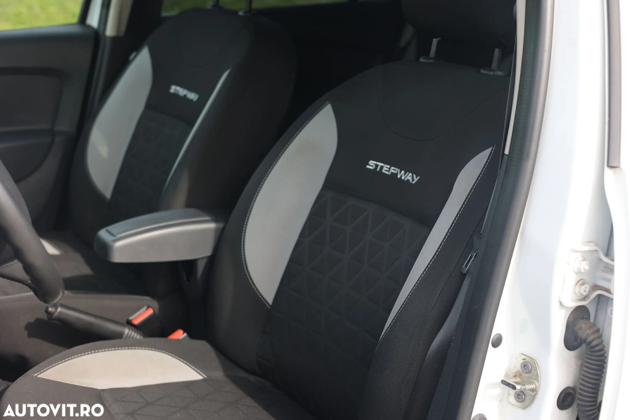 Dacia Sandero Stepway 0.9 TCe Prestige - 26