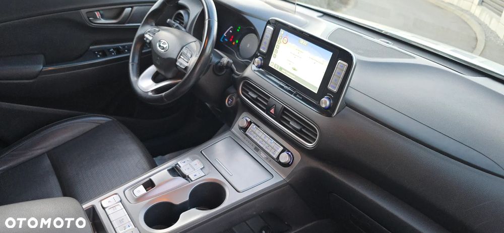Hyundai Kona Premium - 37