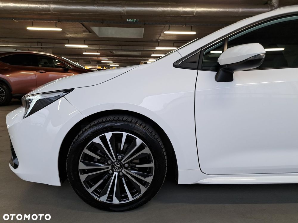 Toyota Corolla 1.8 Hybrid Style - 34
