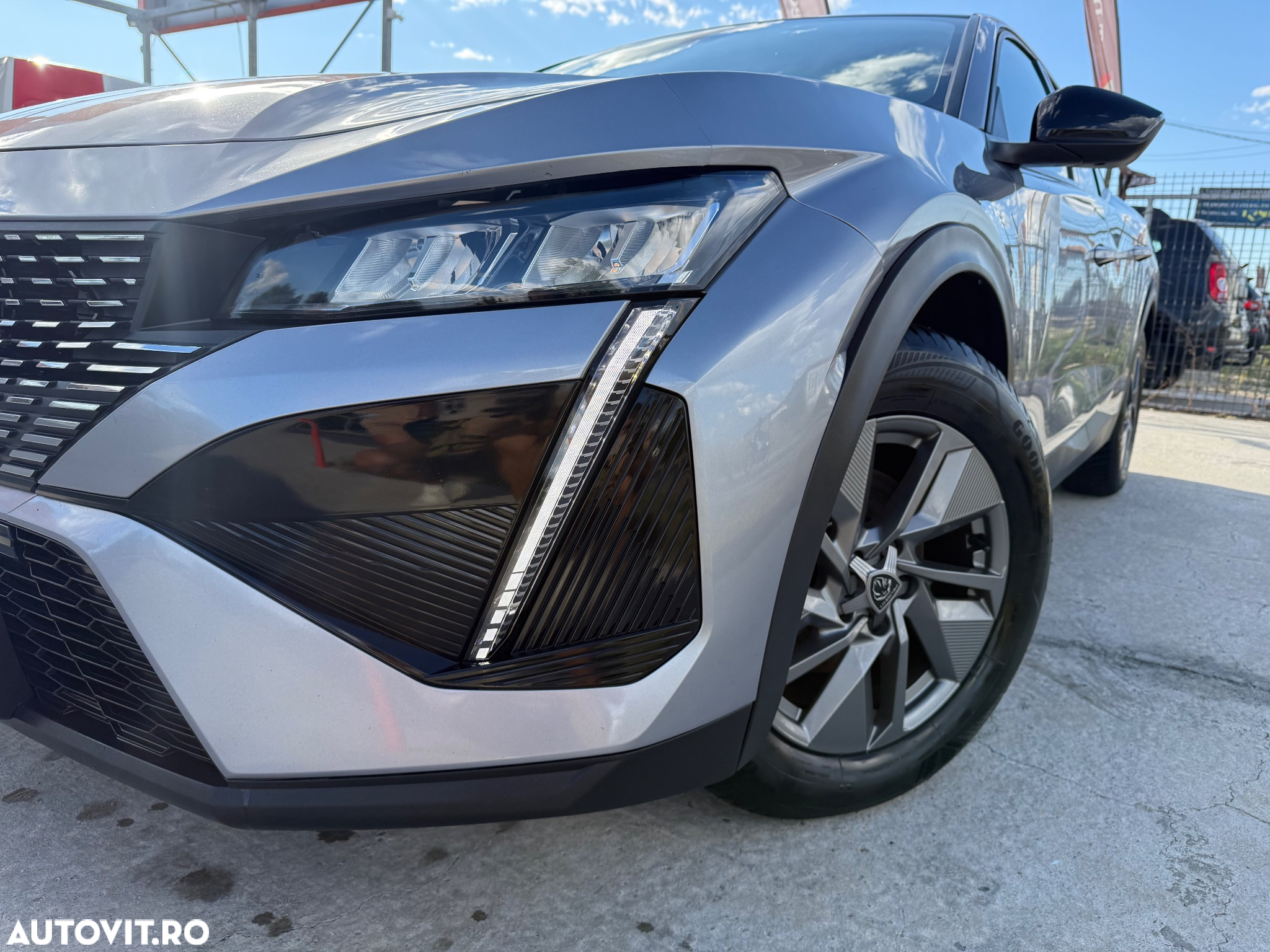 Peugeot 408 1.2L PureTech 130 S&S EAT8 Allure Pack - 12
