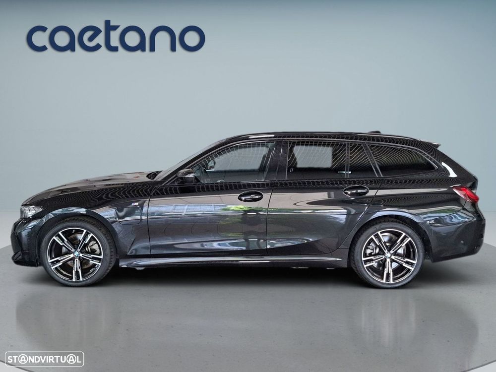 BMW 330 e Pack Desportivo M Auto — fotografia 3