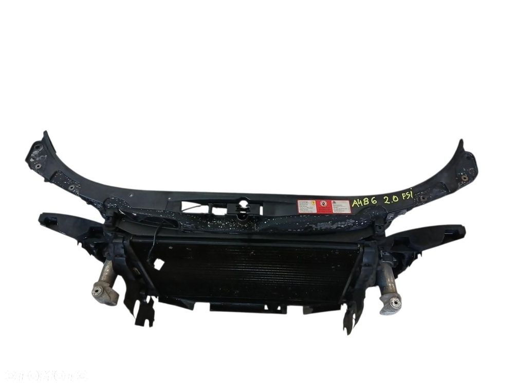 PAS PRZEDNI CHŁODNICE AUDI A4 B6 2.0 FSI - 2