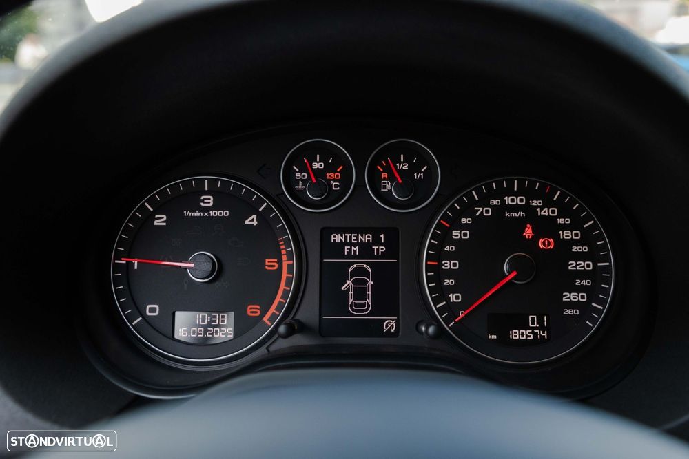 Audi A3 1.6 TDI Attraction - 10