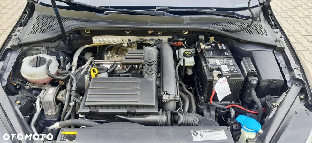 Volkswagen Golf 1.4 TSI BlueMotion Technology Allstar - 9