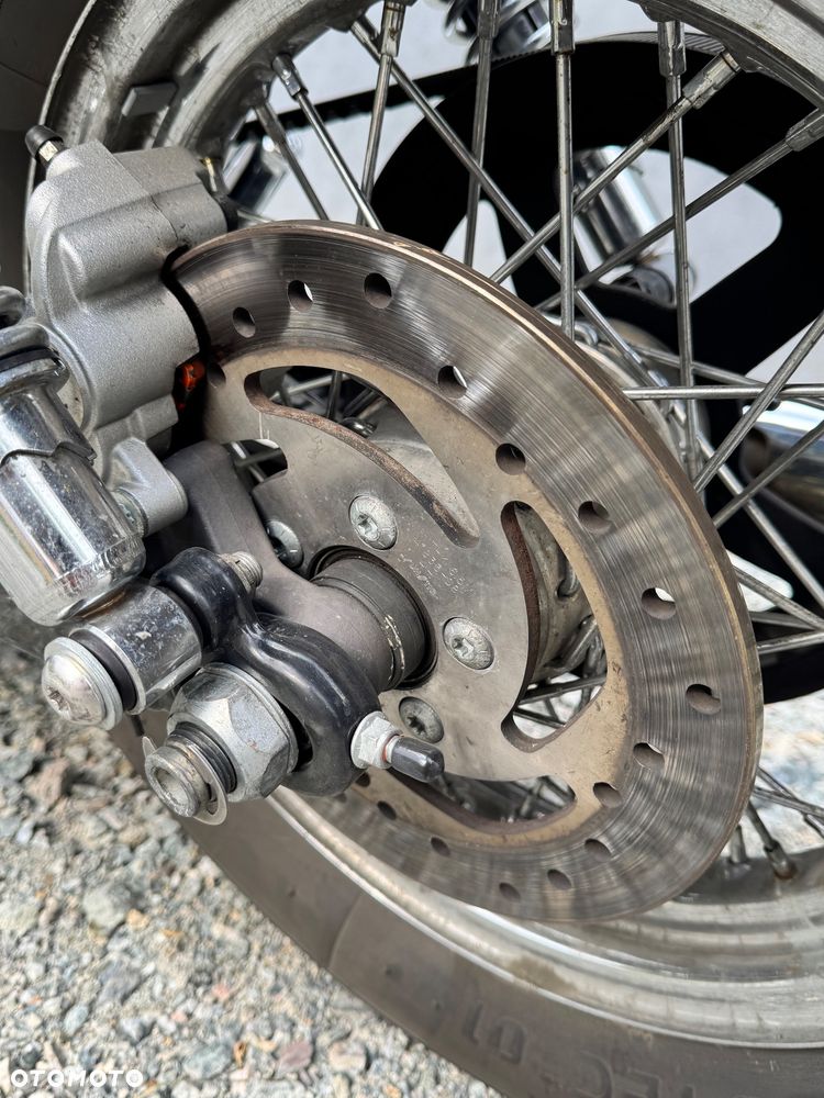 Harley-Davidson Sportster Custom 1200C - 14
