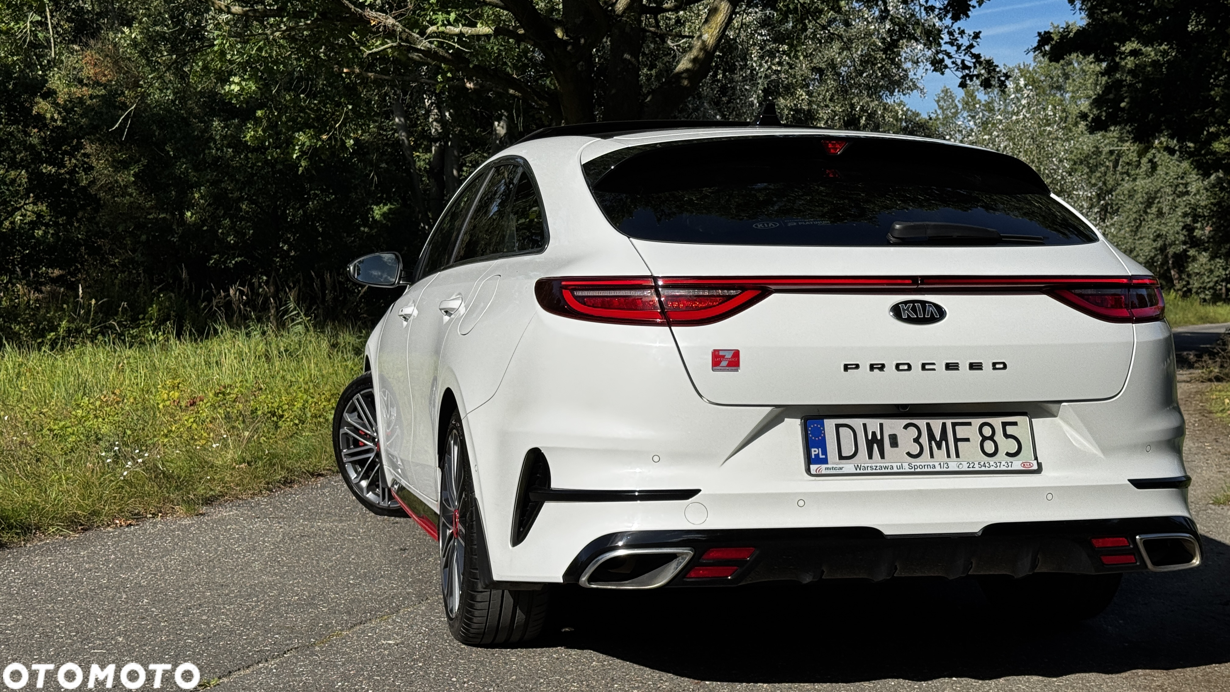 Kia ProCeed 1.6 T-GDI GT DCT - 11