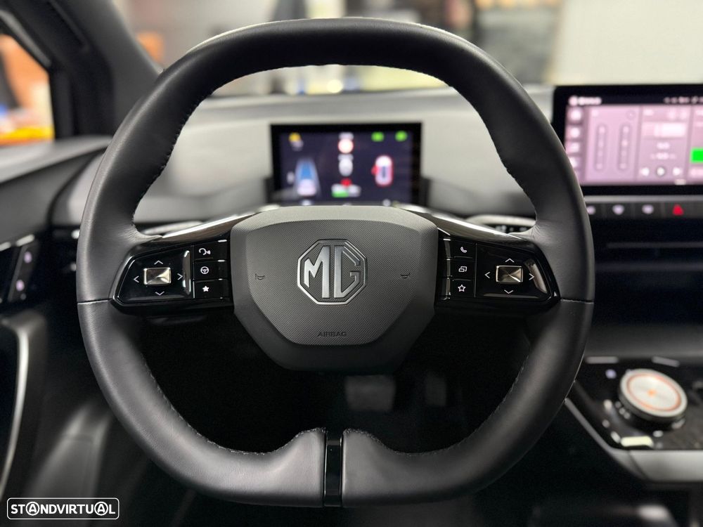MG MG4 64 kWh Luxury - 15