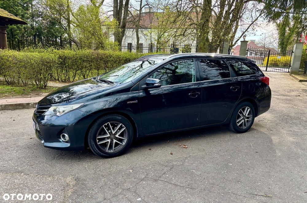 Toyota Auris 1.8 HSD Prestige - 5
