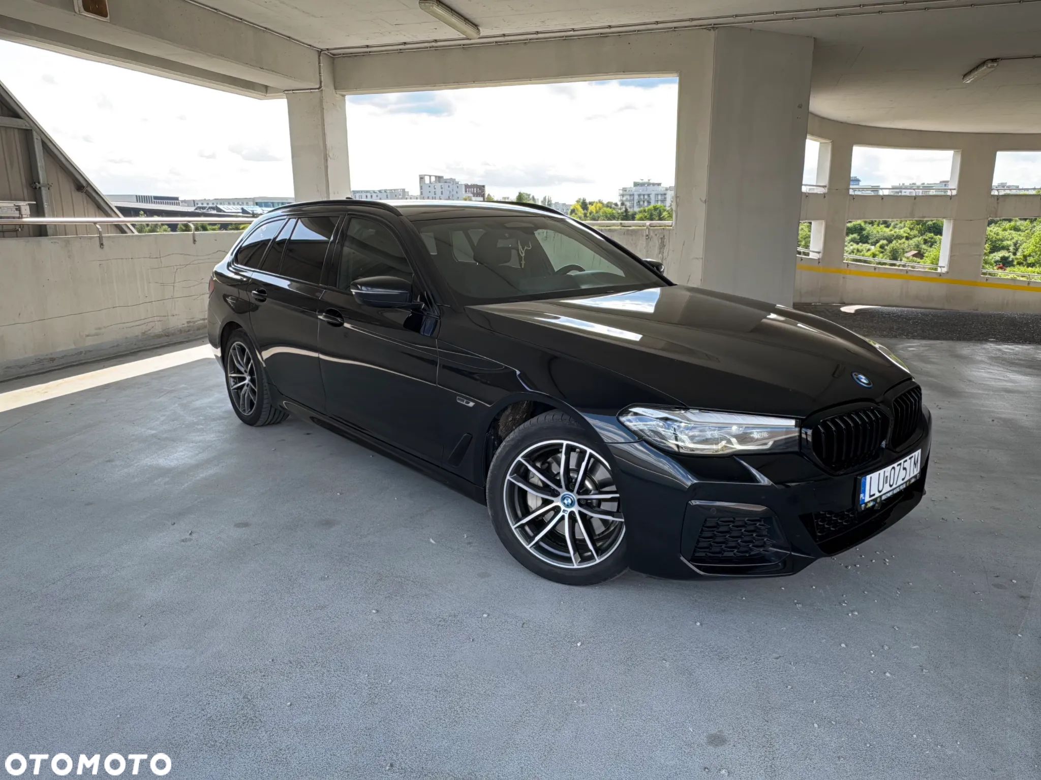 BMW Seria 5 530e xDrive M Sport sport - 1