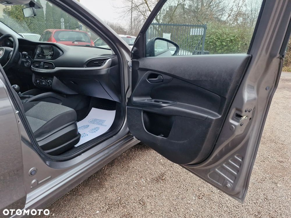 Fiat Tipo 1.4 16V Easy - 15