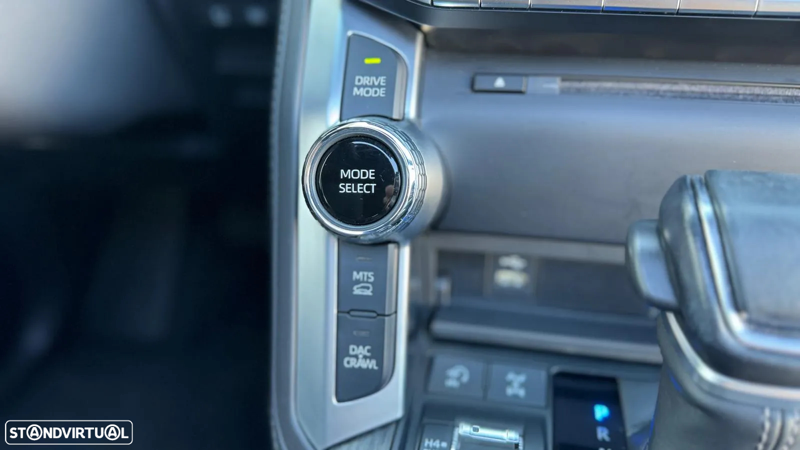 Toyota Land Cruiser 2.8 D-4D Auto First Edition - 12