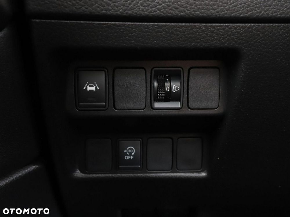 Nissan Qashqai 1.3 DIG-T N-Connecta EU6d - 34
