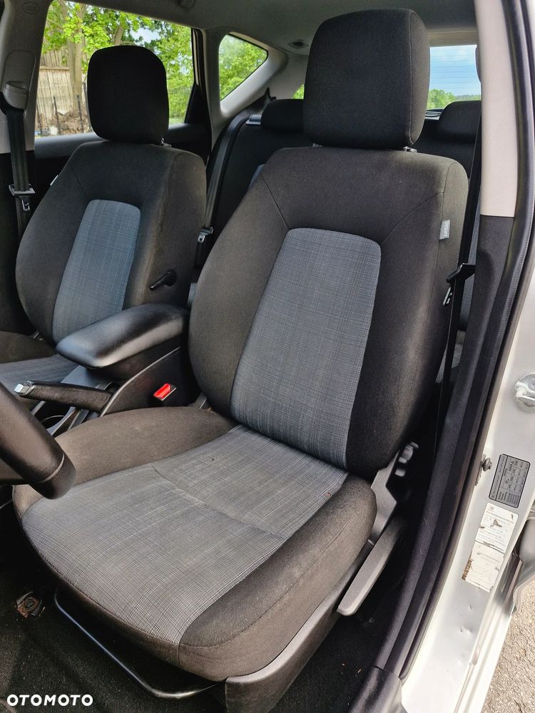 Kia Ceed 1.4 CVVT Attract - 12