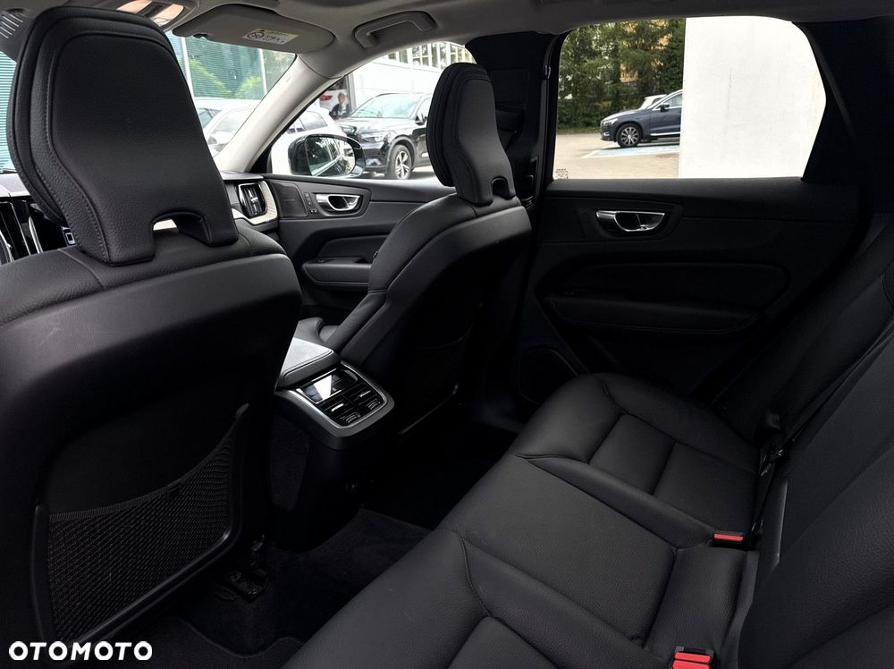 Volvo XC 60 - 21
