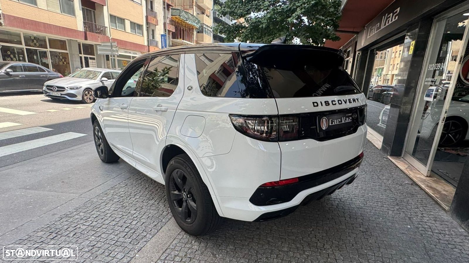 Land Rover Discovery Sport 1.5 I3 P300e AWD R-Dynamic S - 2