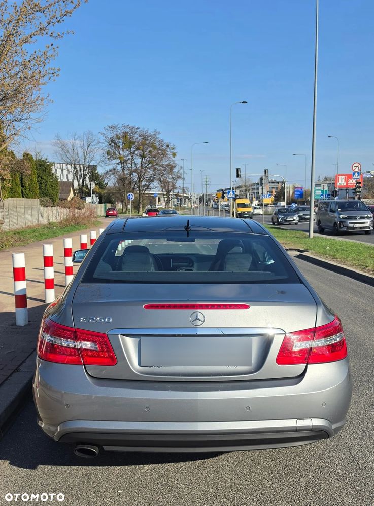 Mercedes-Benz Klasa E - 2