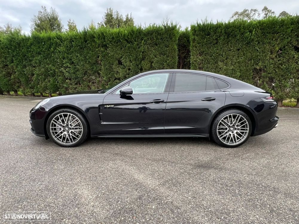 Porsche Panamera 4 E-Hybrid - 8