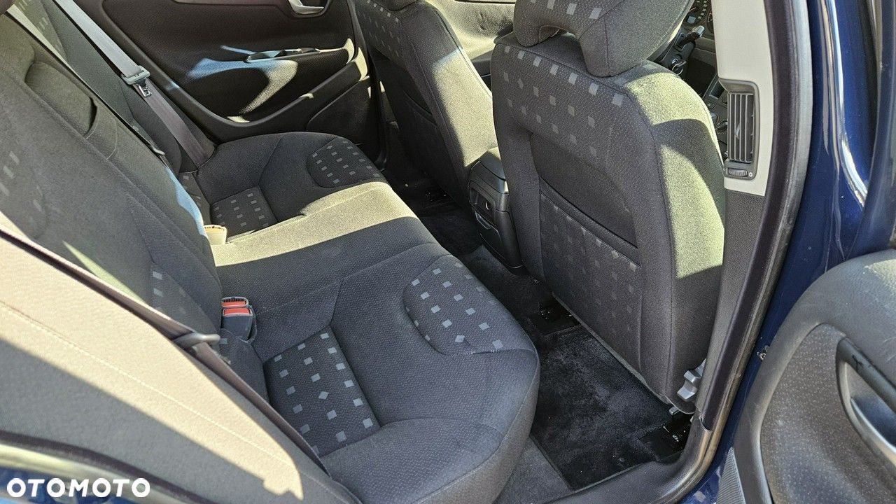 Volvo S60 2.4 Edition - 18