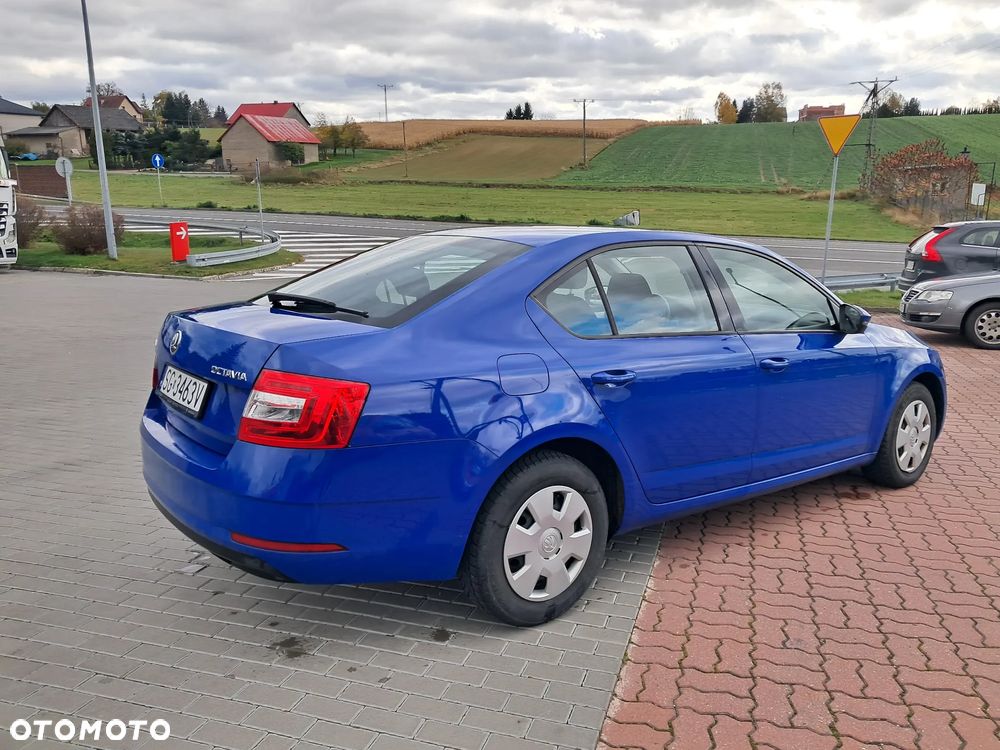 Skoda Octavia 1.6 TDI Active - 9