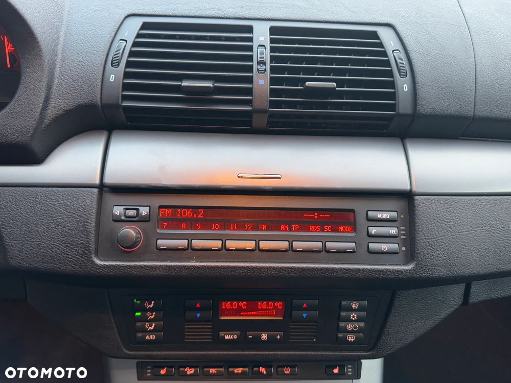 BMW X5 3.0 i - 11