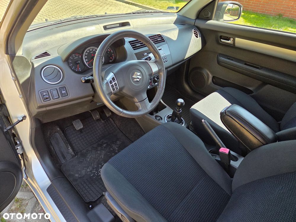 Suzuki Swift 1.3 GLX / Comfort - 5