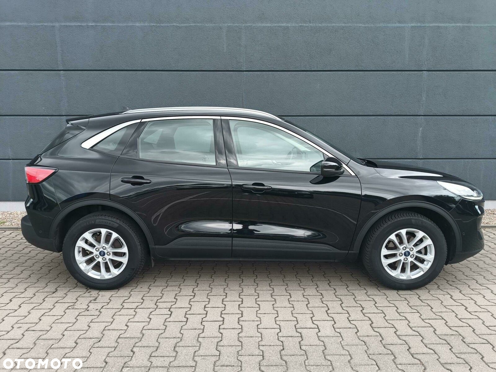 Ford Kuga 1.5 EcoBoost FWD Titanium - 5