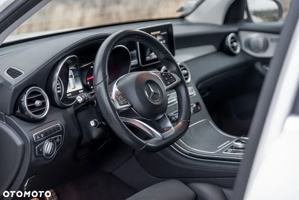 Mercedes-Benz GLC - 20