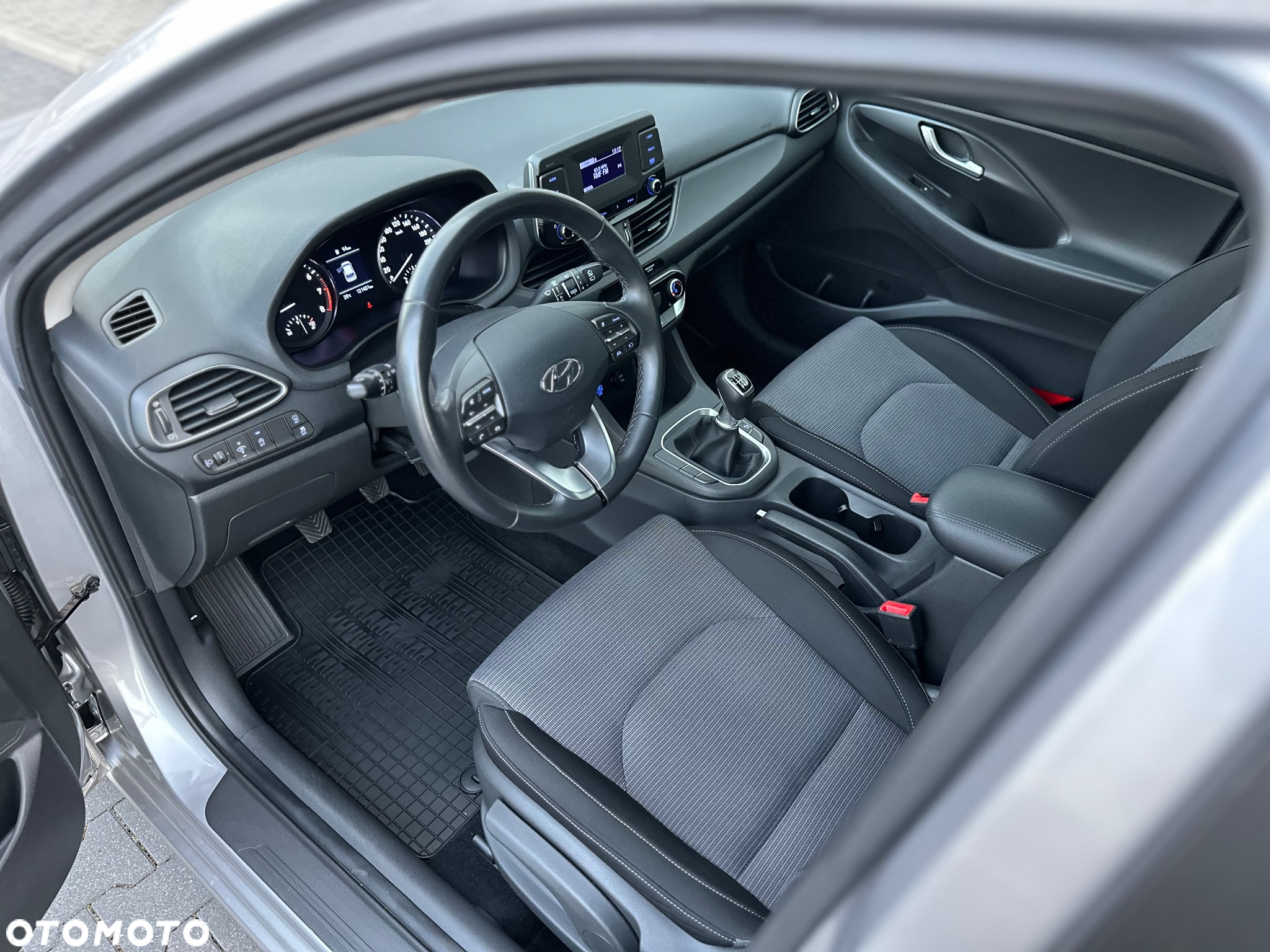 Hyundai i30 1.5 DPI Classic + - 35