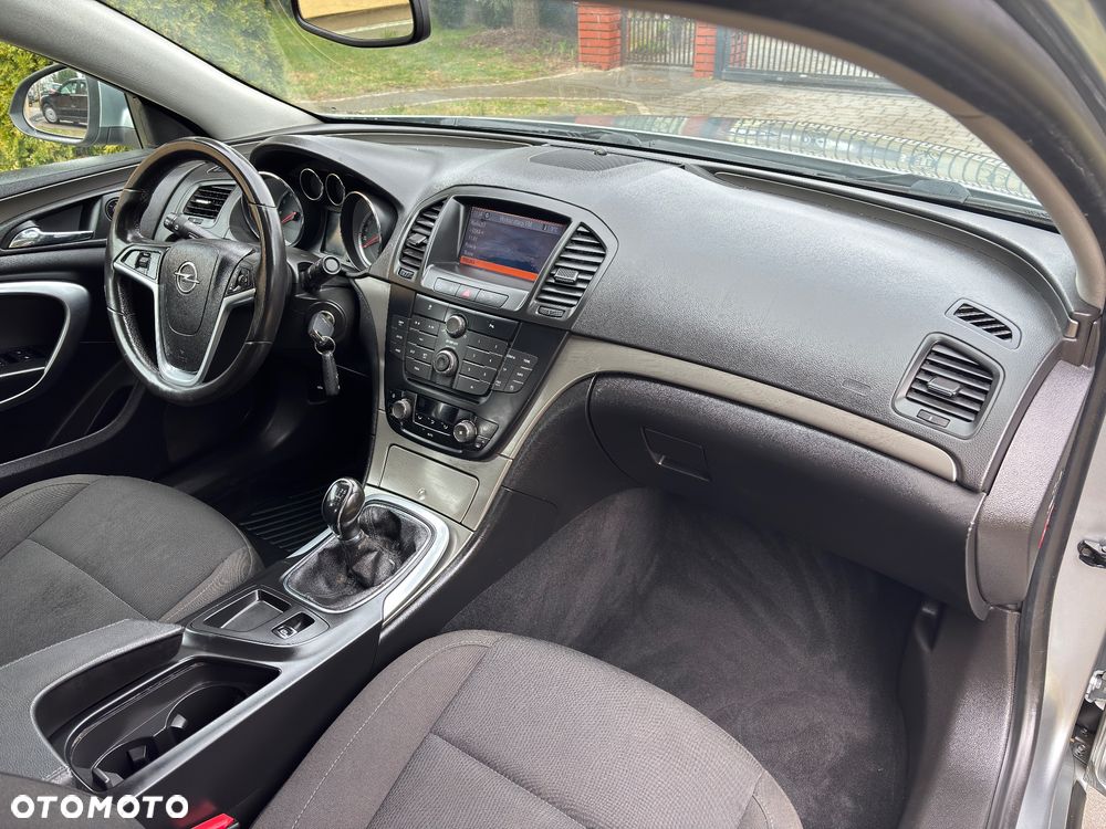 Opel Insignia - 21
